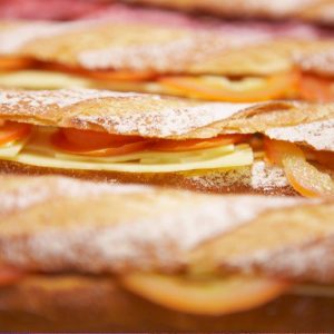 La Parisienne Tomato, Cheese & Mustard