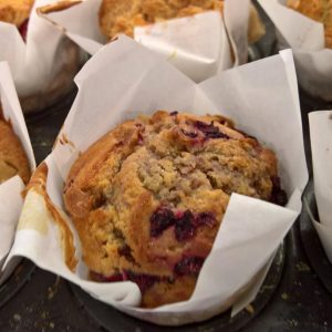 Raspberry and White Chocolate Muffins (6pcs)
