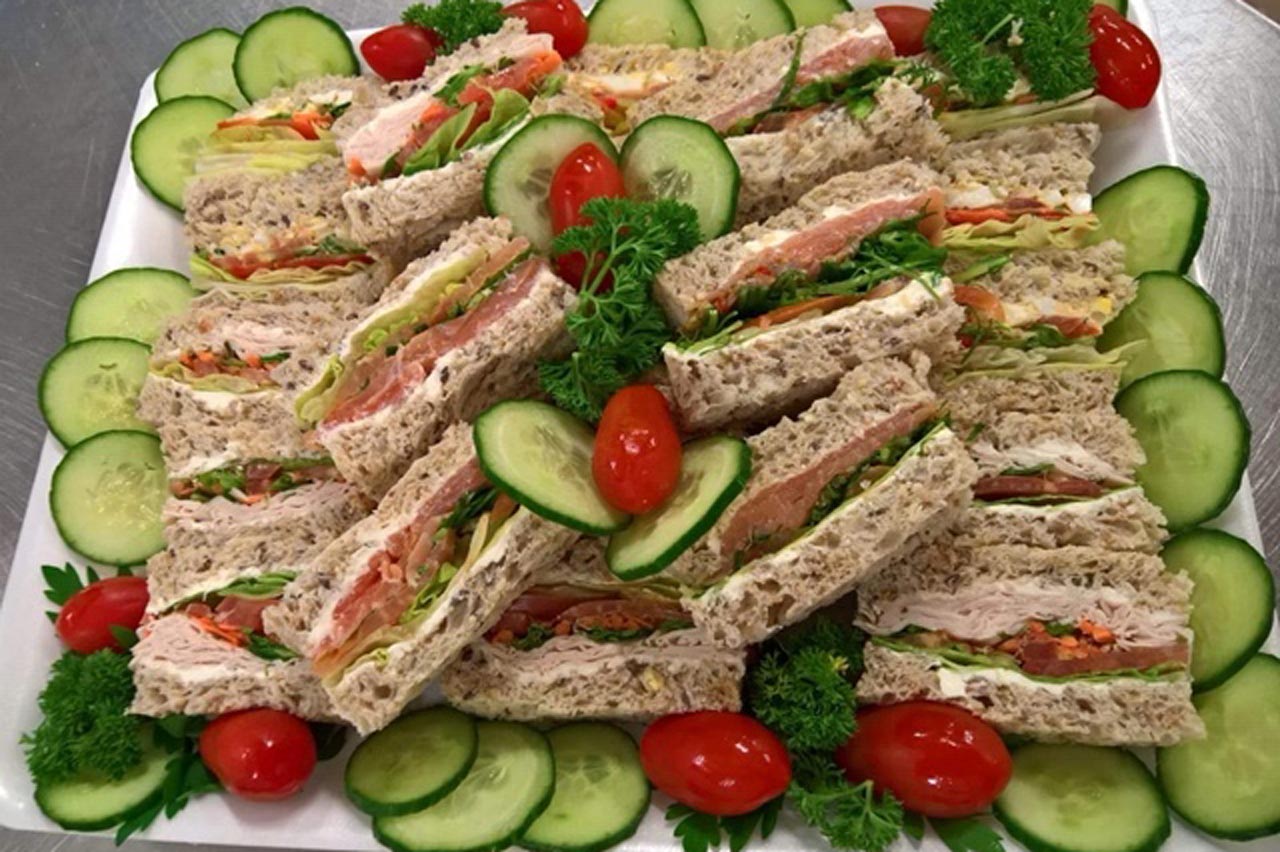 Vitafit Finger Sandwich Platter (28pcs)