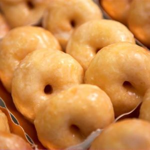 Sticky Donut (6 pack)